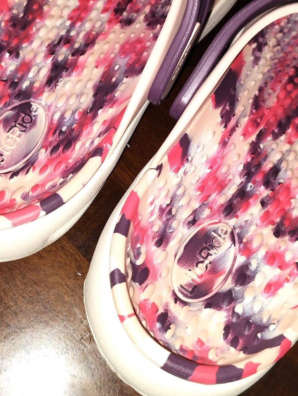 Crocs Lite Ride Clogs - Picture 2 of 5